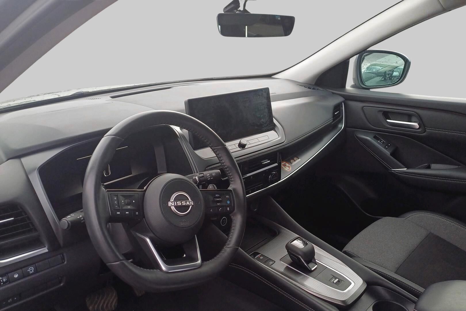 Nissan Qashqai iso kuva 1
