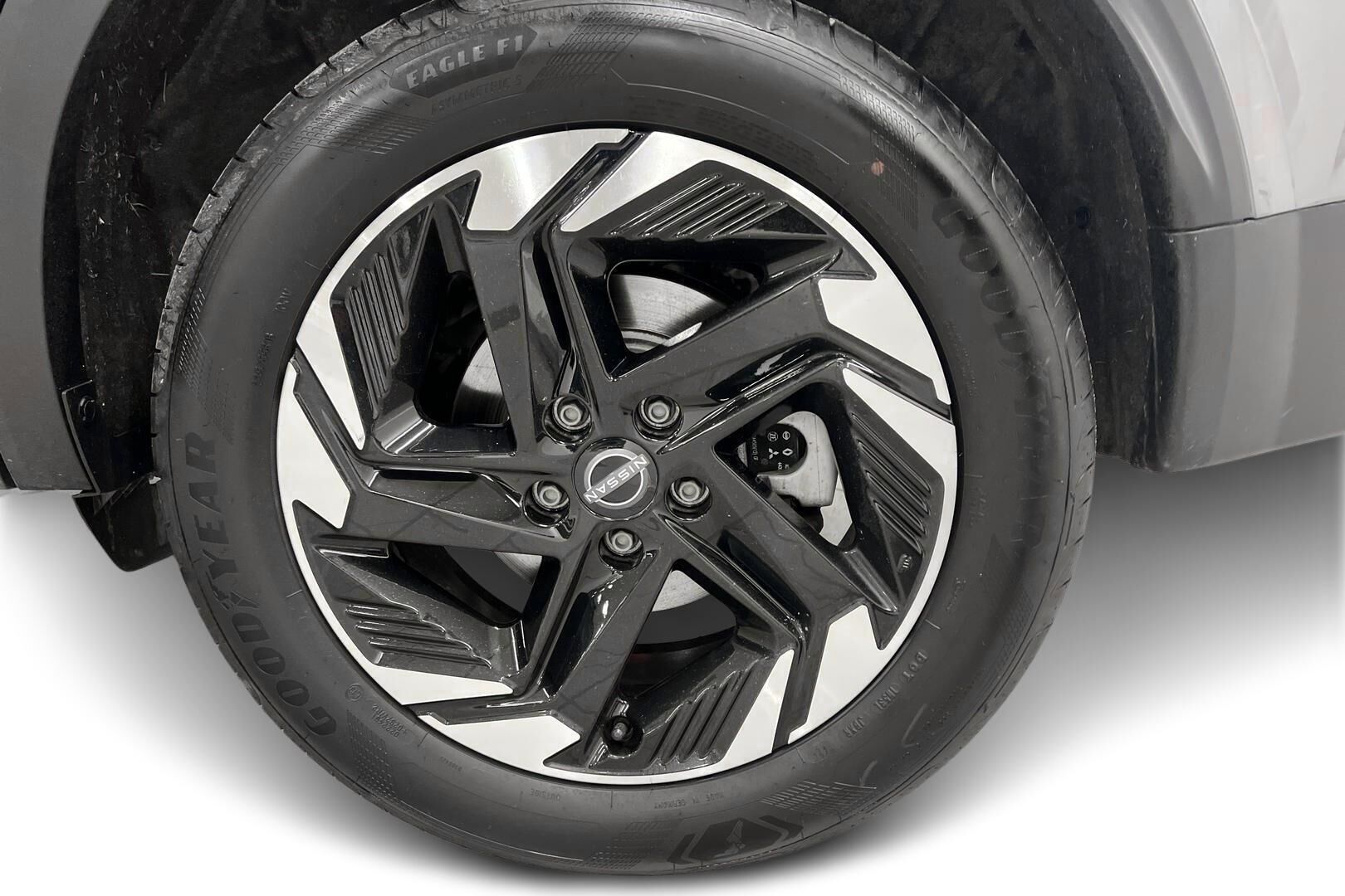 Nissan Qashqai iso kuva 19