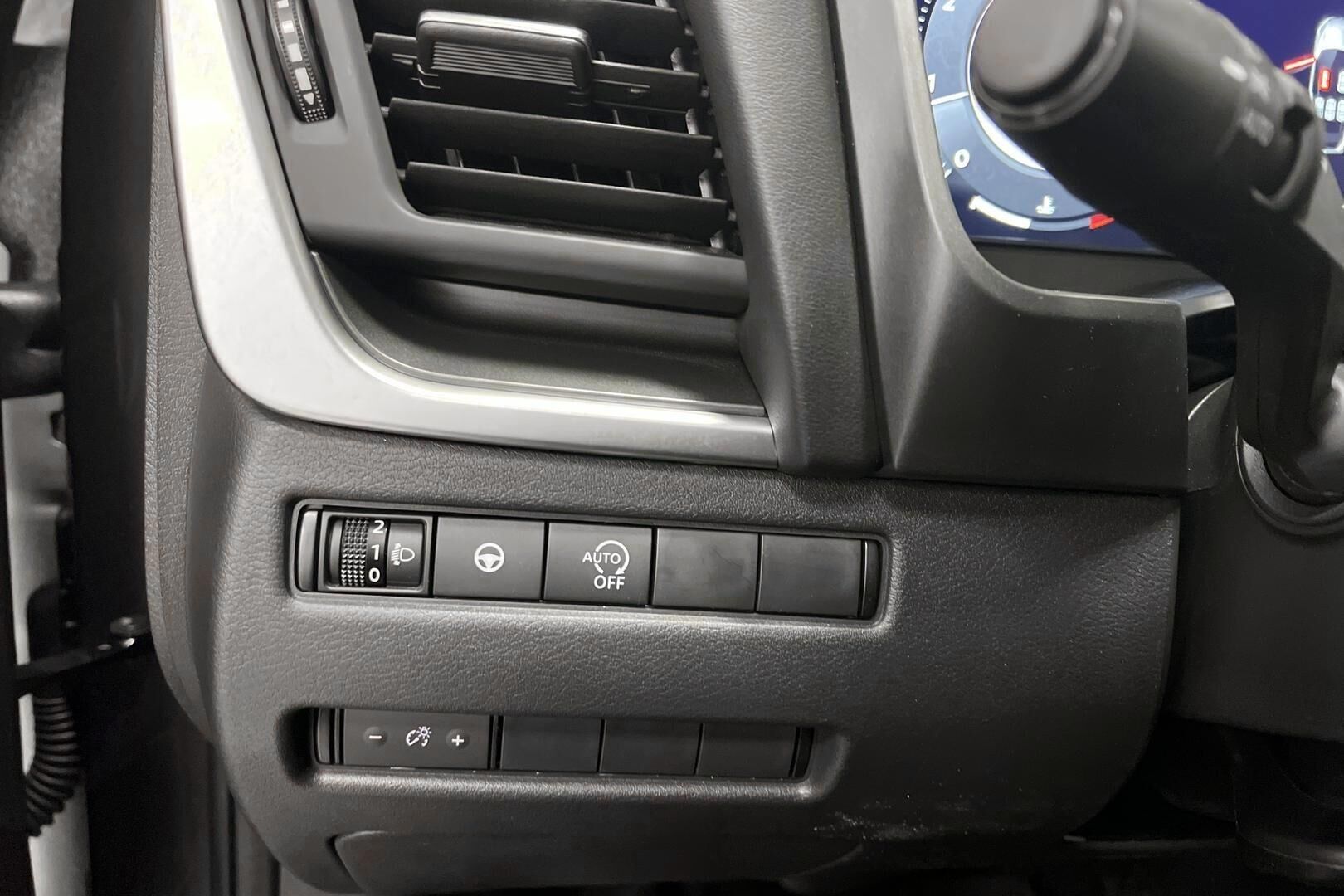 Nissan Qashqai iso kuva 20