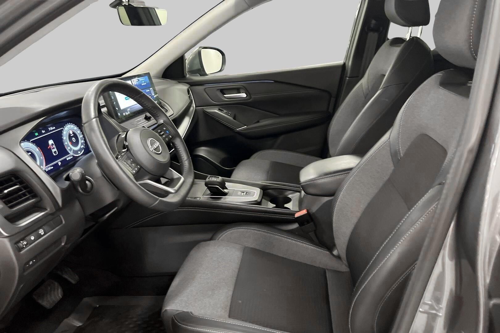 Nissan Qashqai iso kuva 18