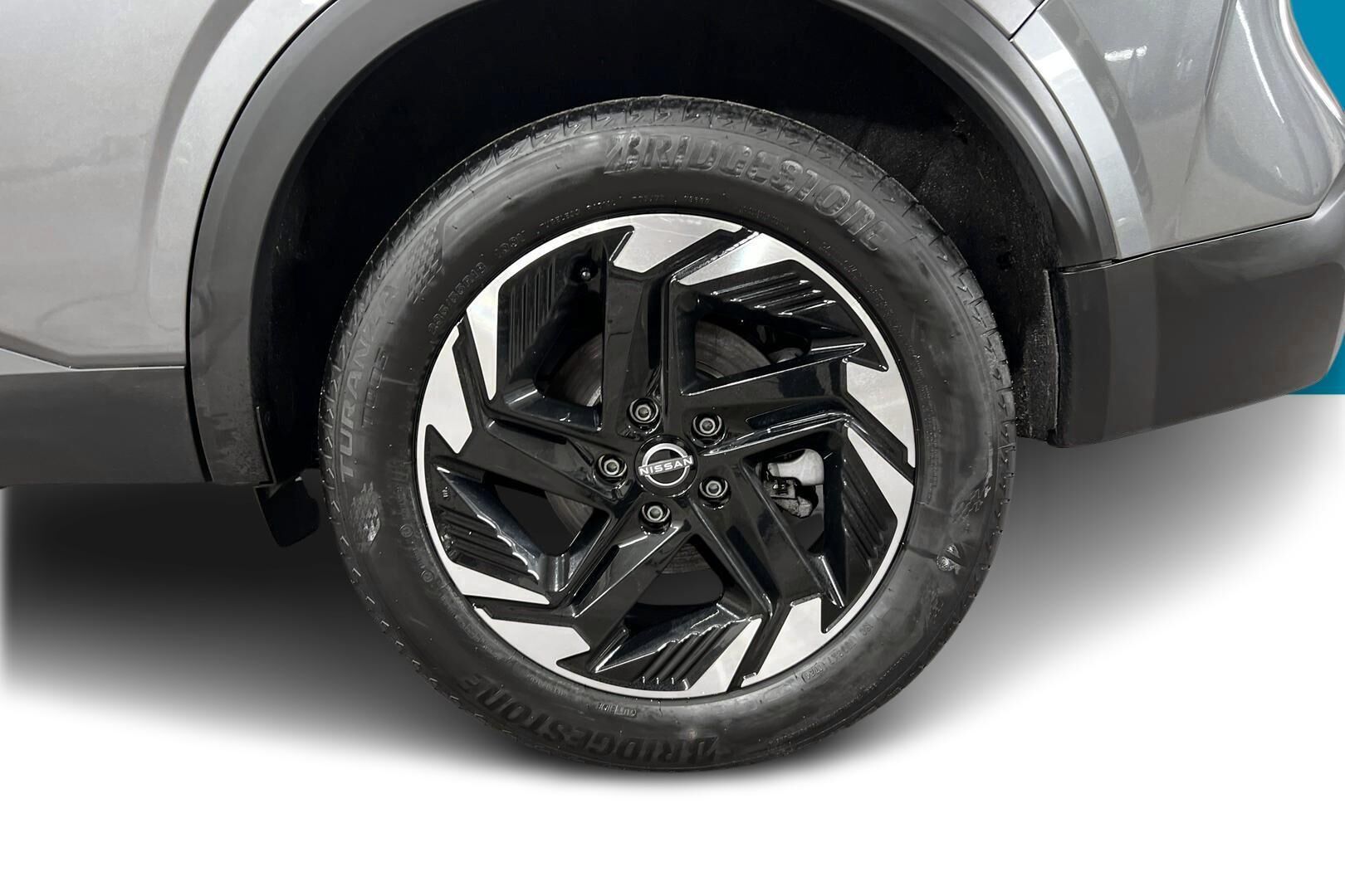 Nissan Qashqai iso kuva 17