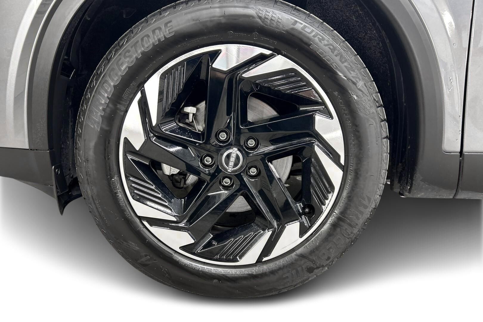 Nissan Qashqai iso kuva 10