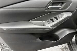 Nissan Qashqai esikatselu 11