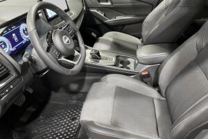 Nissan Qashqai esikatselu 11