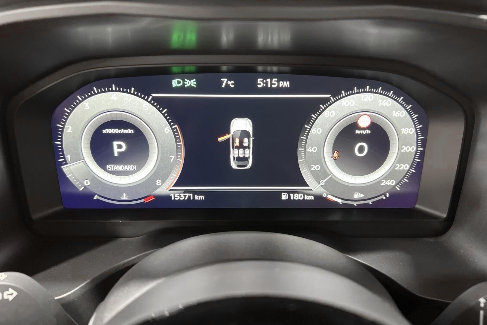 Nissan Qashqai iso kuva 17