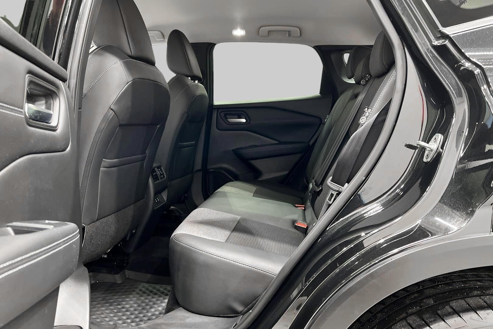 Nissan Qashqai iso kuva 6