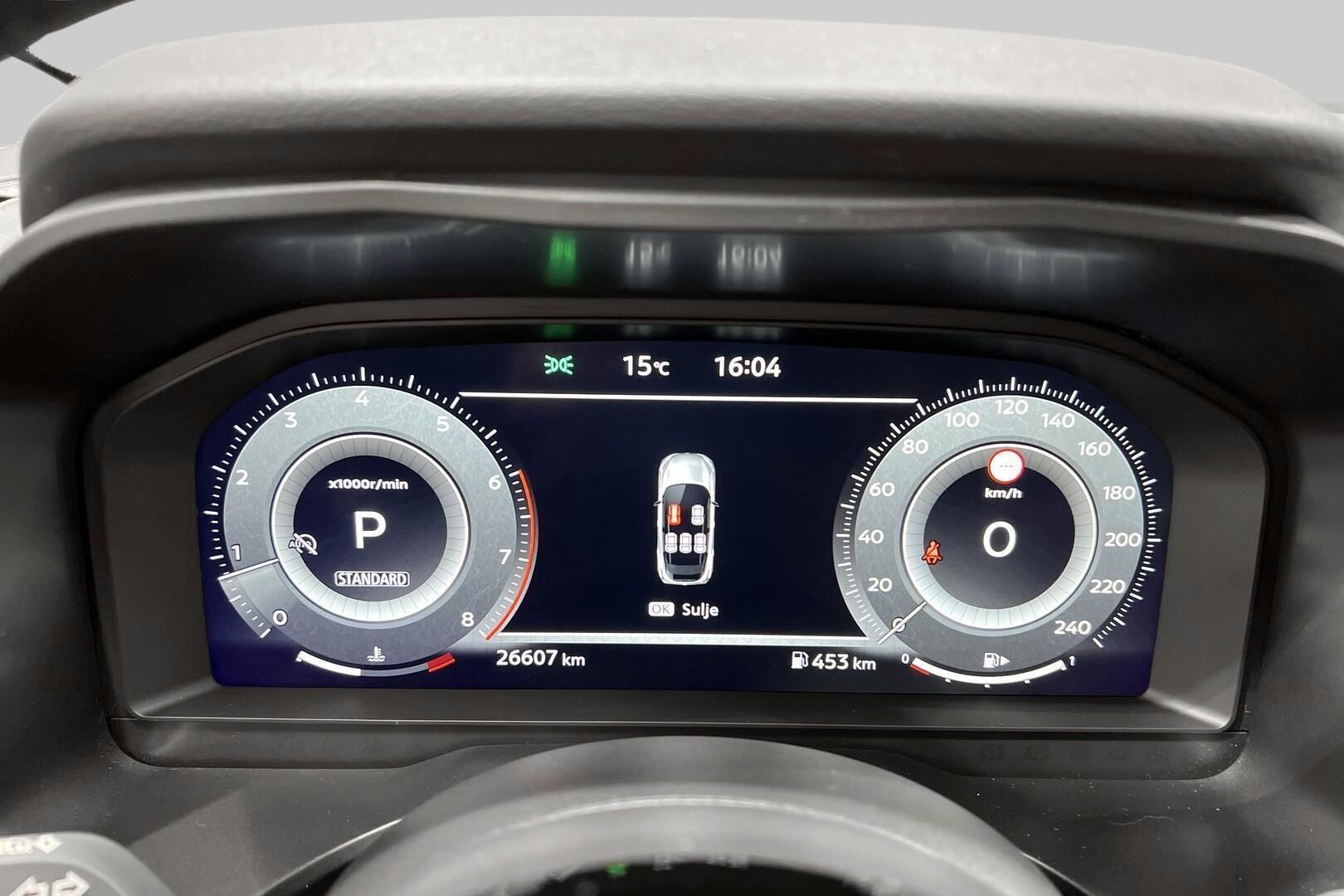 Nissan Qashqai iso kuva 9