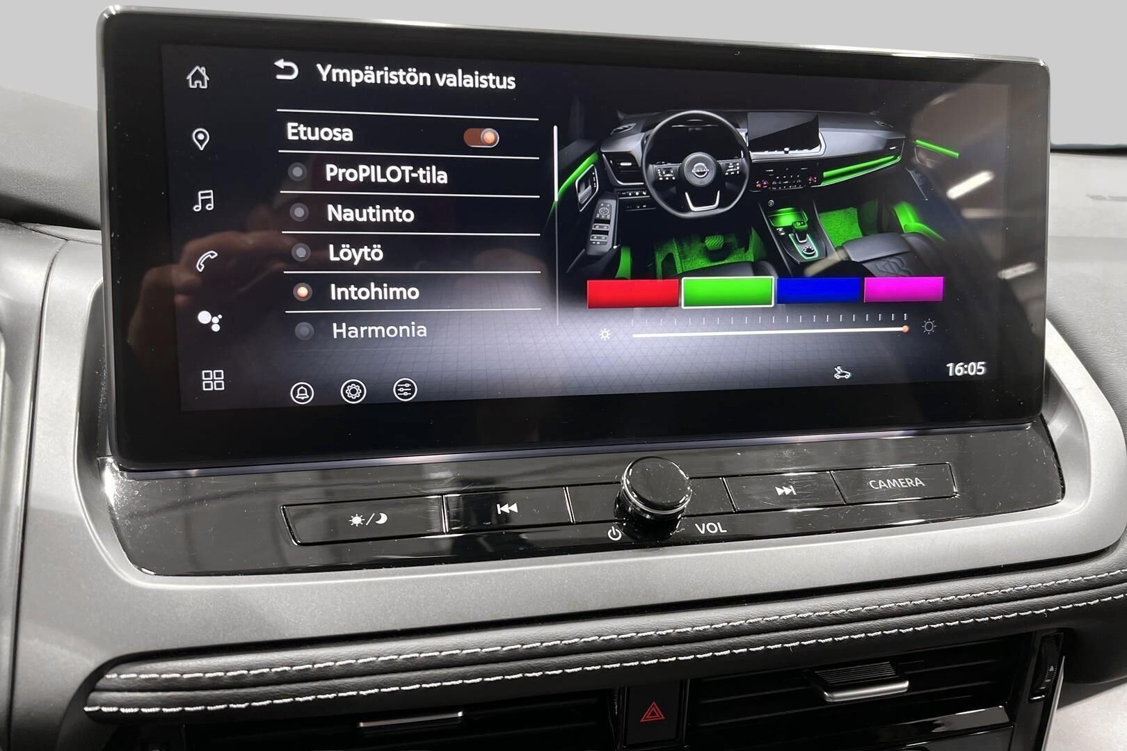 Nissan Qashqai iso kuva 12