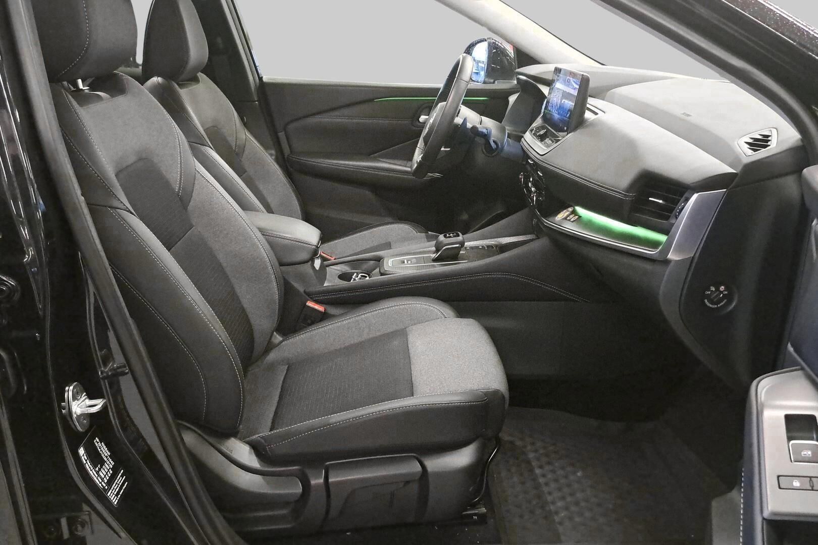 Nissan Qashqai iso kuva 4