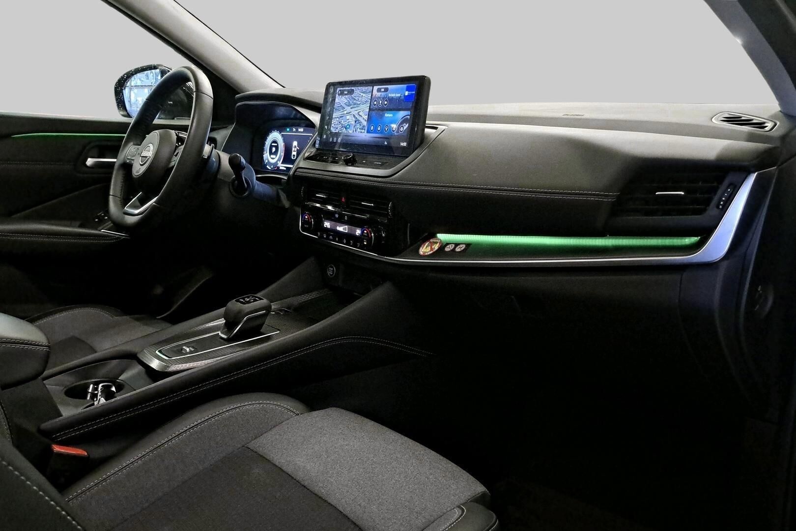 Nissan Qashqai iso kuva 5