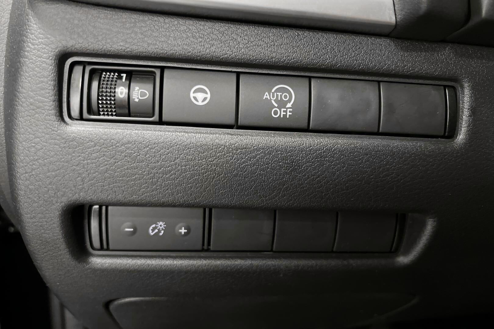 Nissan Qashqai iso kuva 11