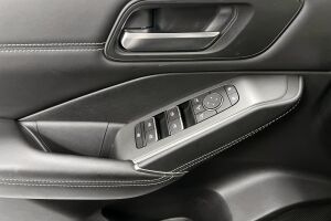 Nissan Qashqai esikatselu 12