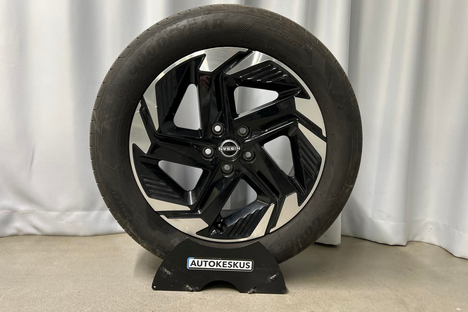 Nissan Qashqai iso kuva 18