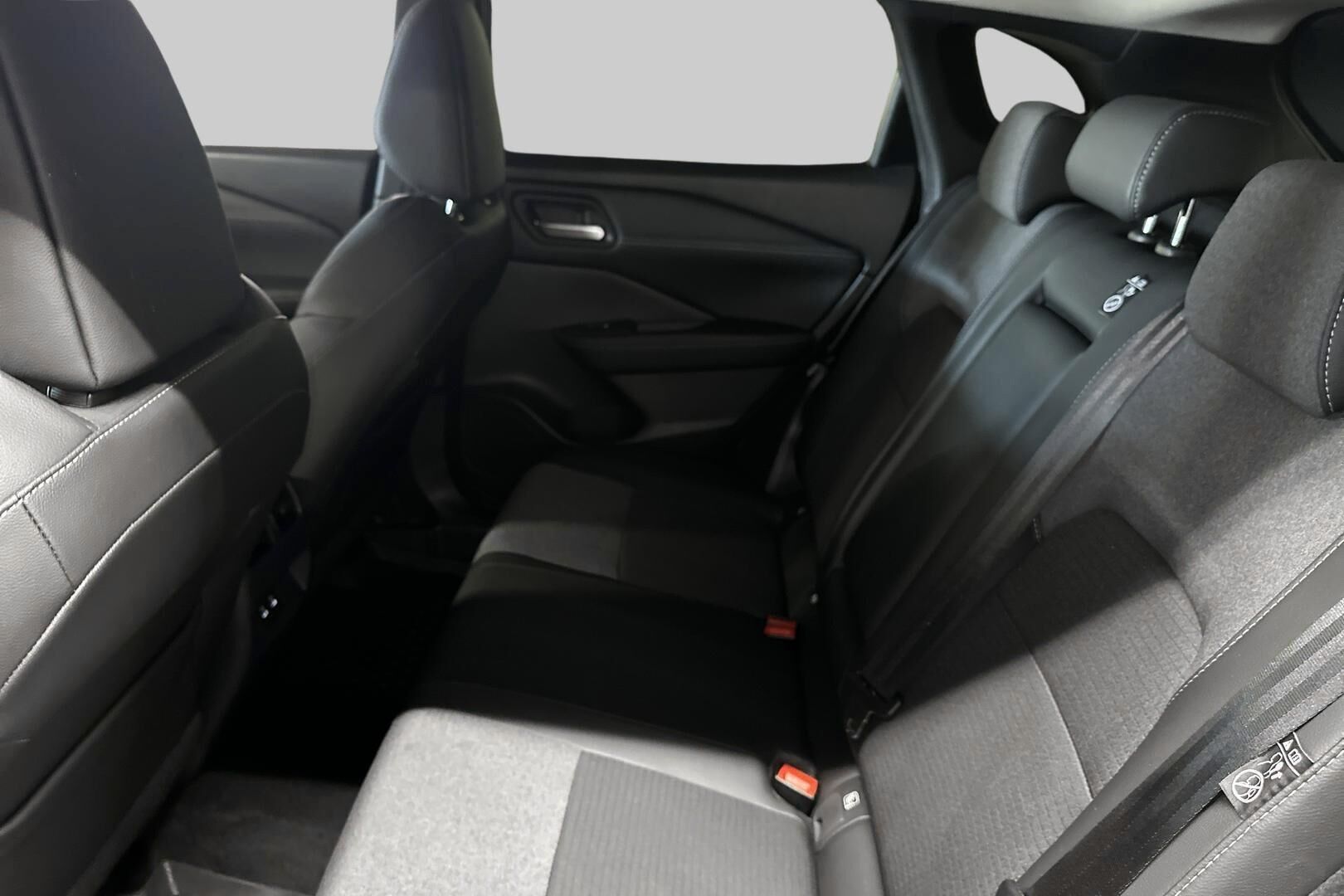 Nissan Qashqai iso kuva 9