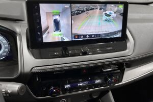 Nissan Qashqai esikatselu 11