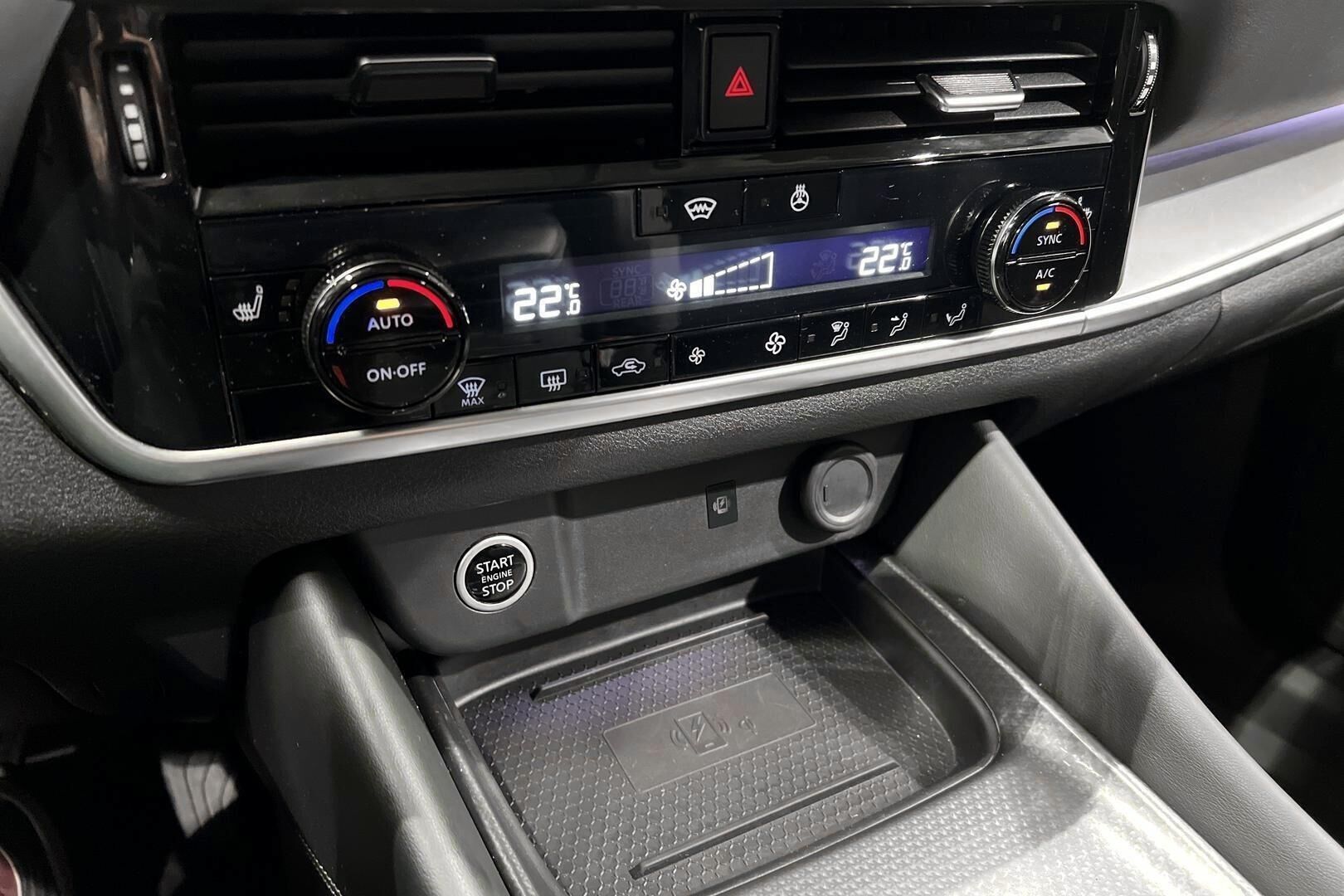 Nissan Qashqai iso kuva 16