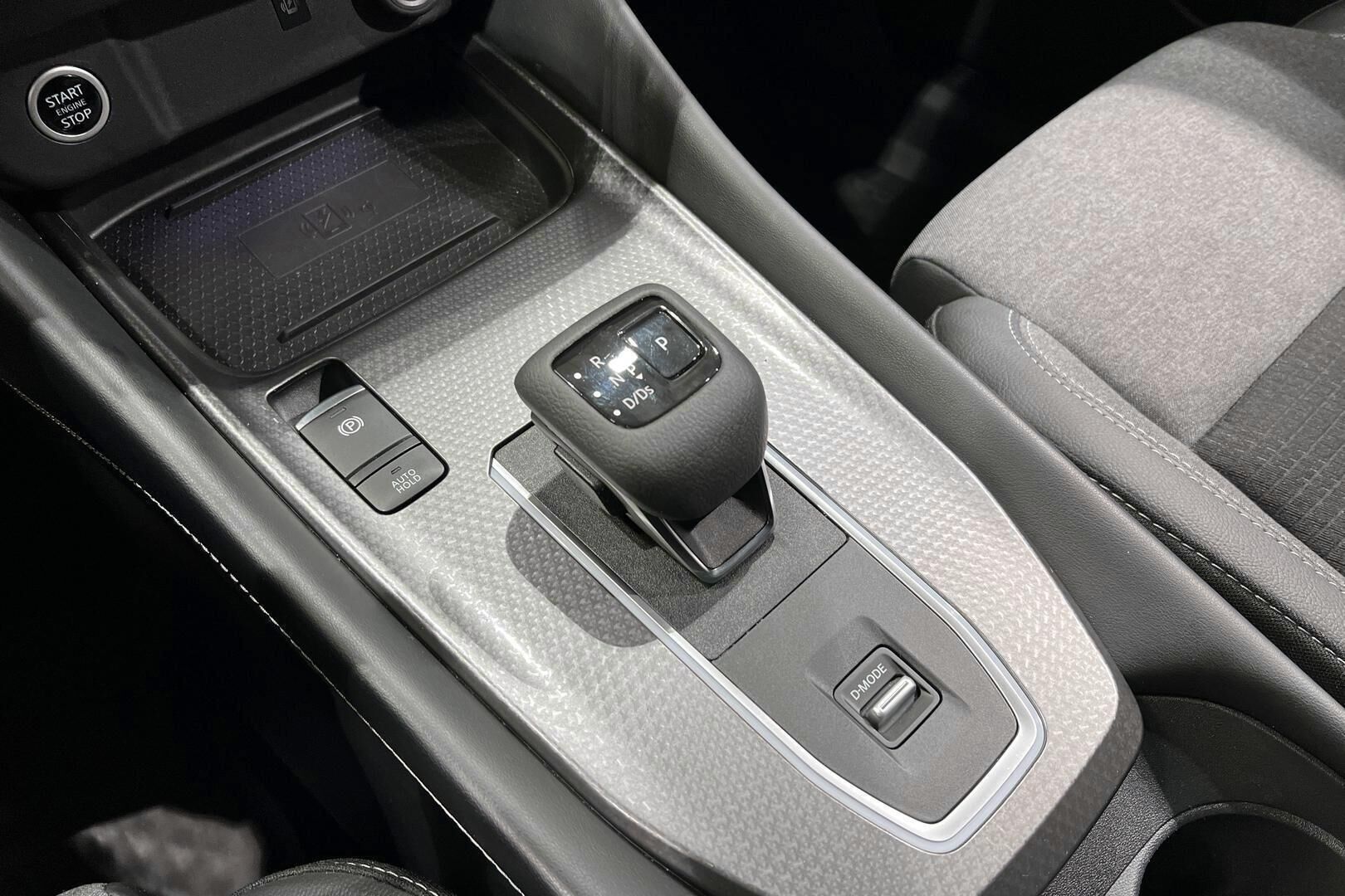 Nissan Qashqai iso kuva 17
