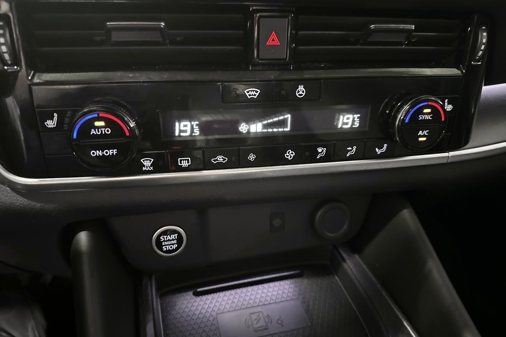 Nissan Qashqai iso kuva 16
