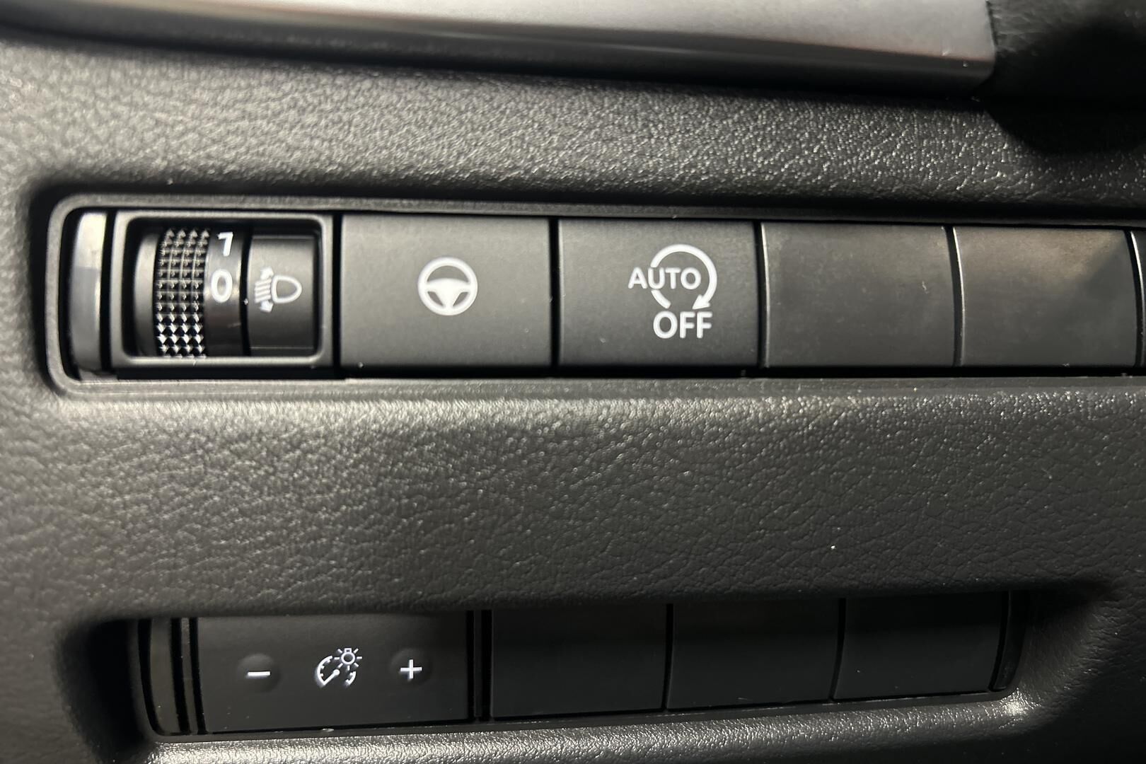 Nissan Qashqai iso kuva 28
