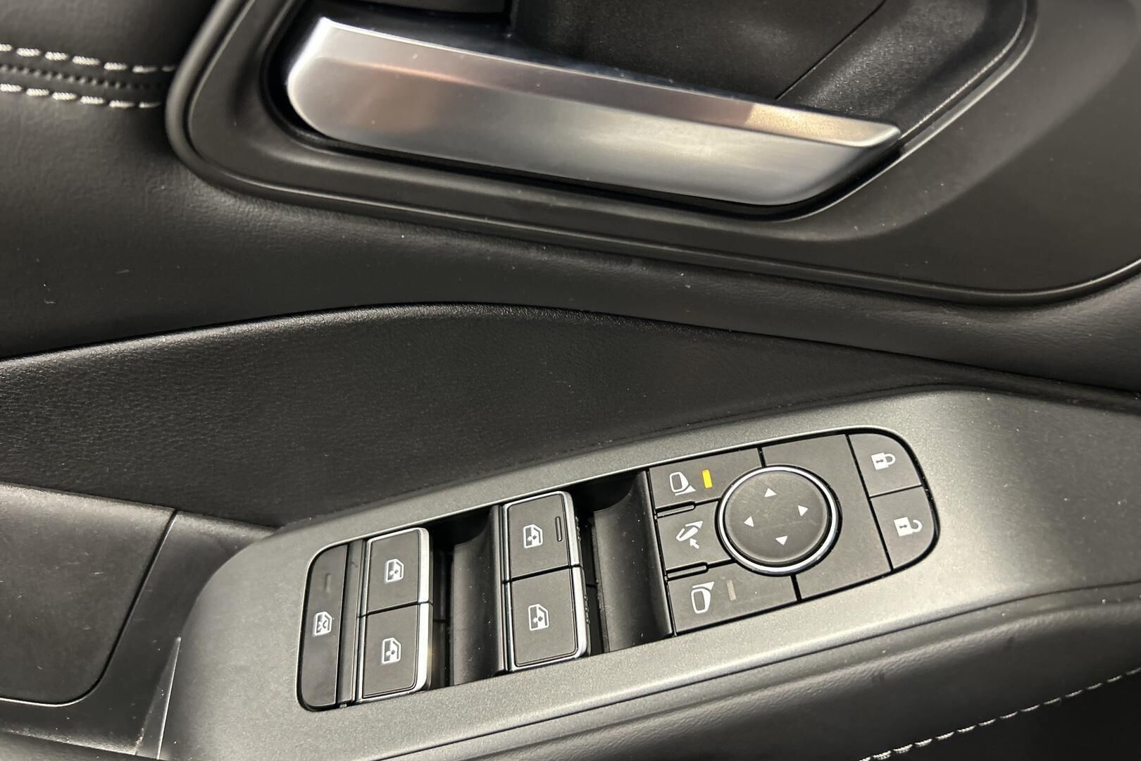 Nissan Qashqai iso kuva 29