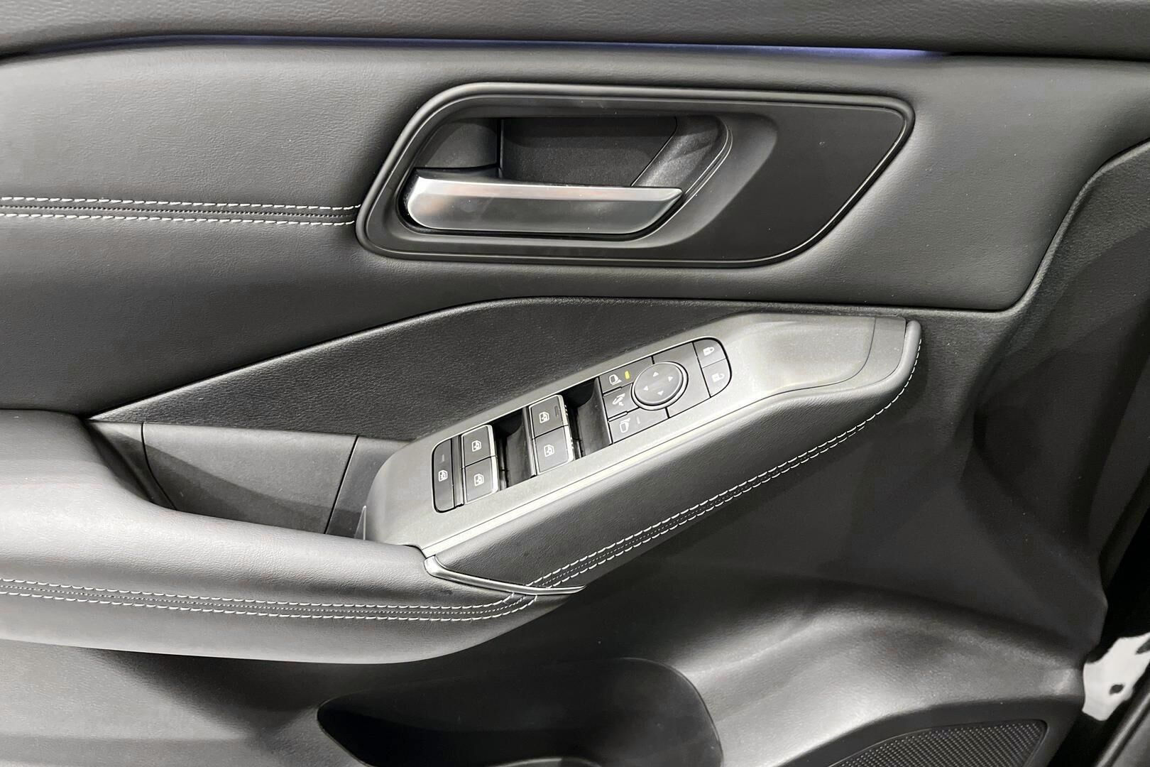Nissan Qashqai iso kuva 23