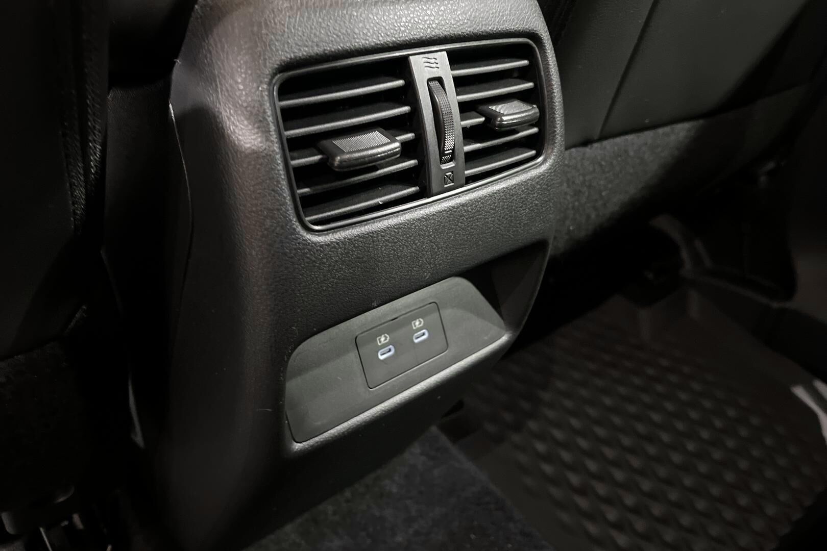 Nissan Qashqai iso kuva 24