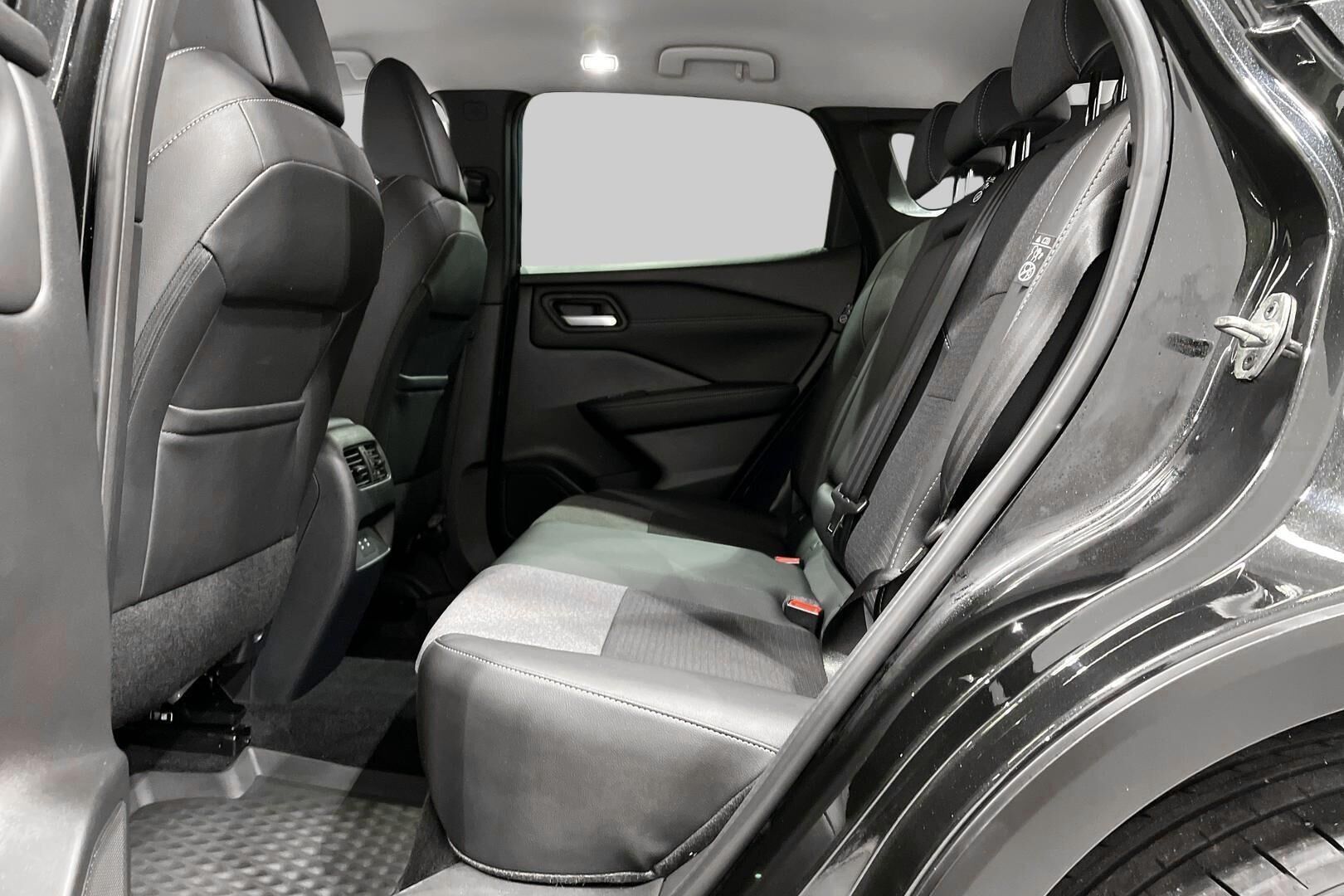 Nissan Qashqai iso kuva 9