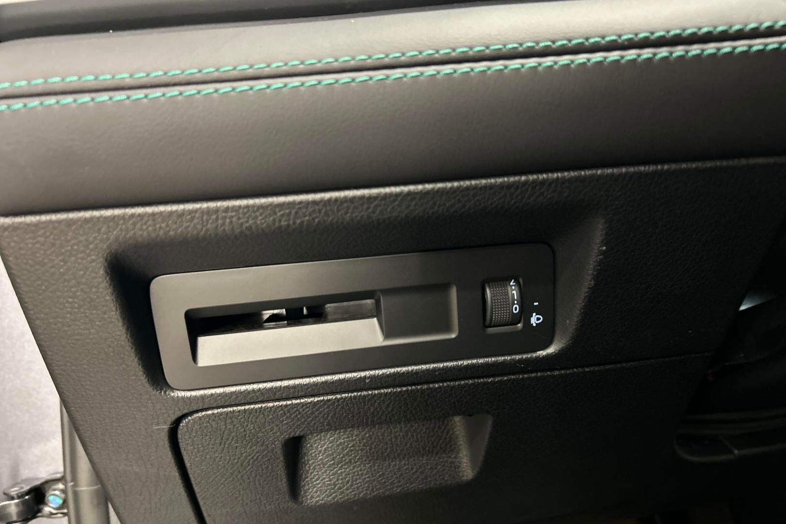 BYD Seal U iso kuva 19