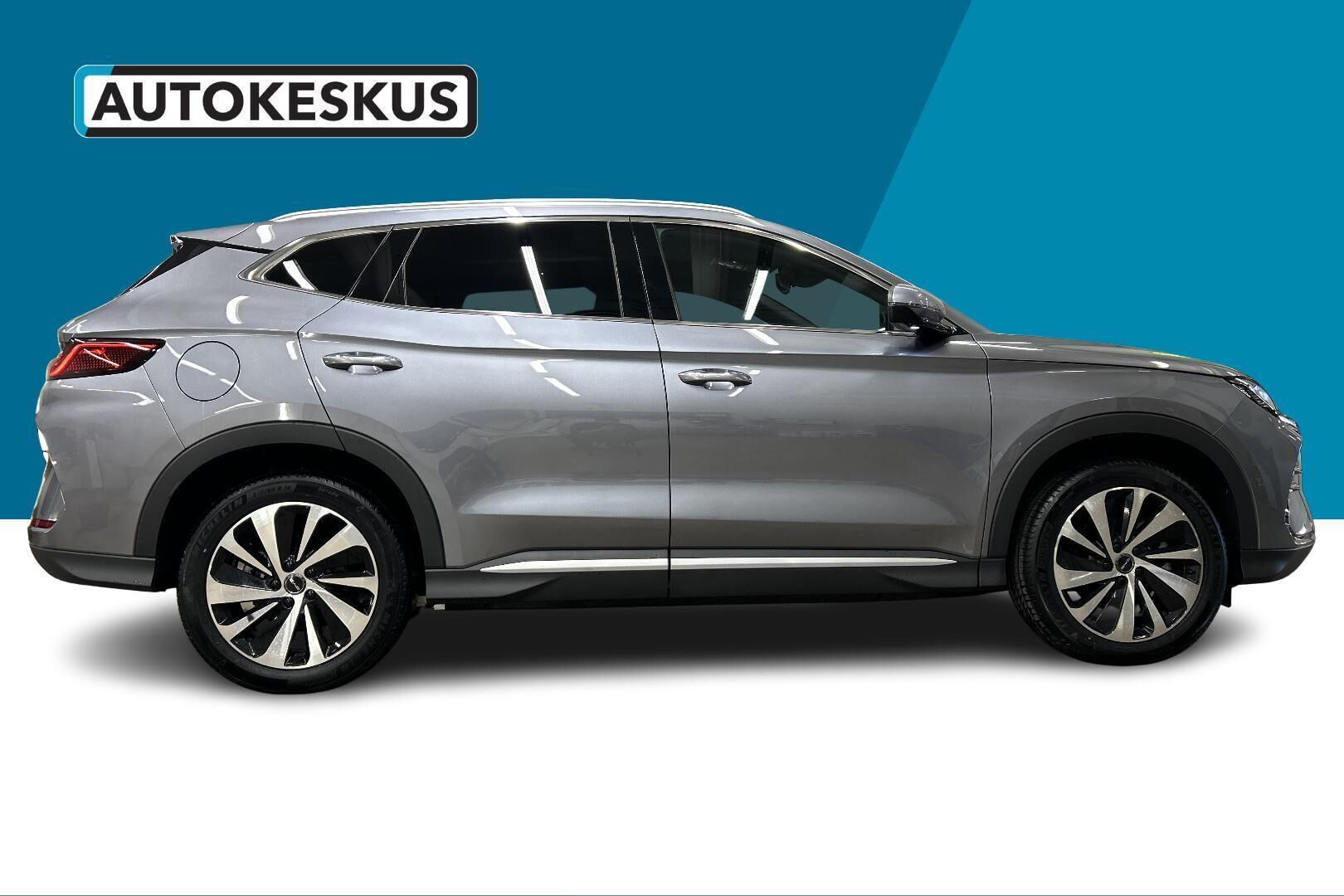 BYD Seal U iso kuva 3