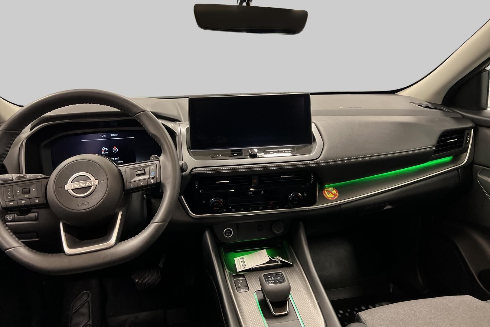 Nissan Qashqai iso kuva 10