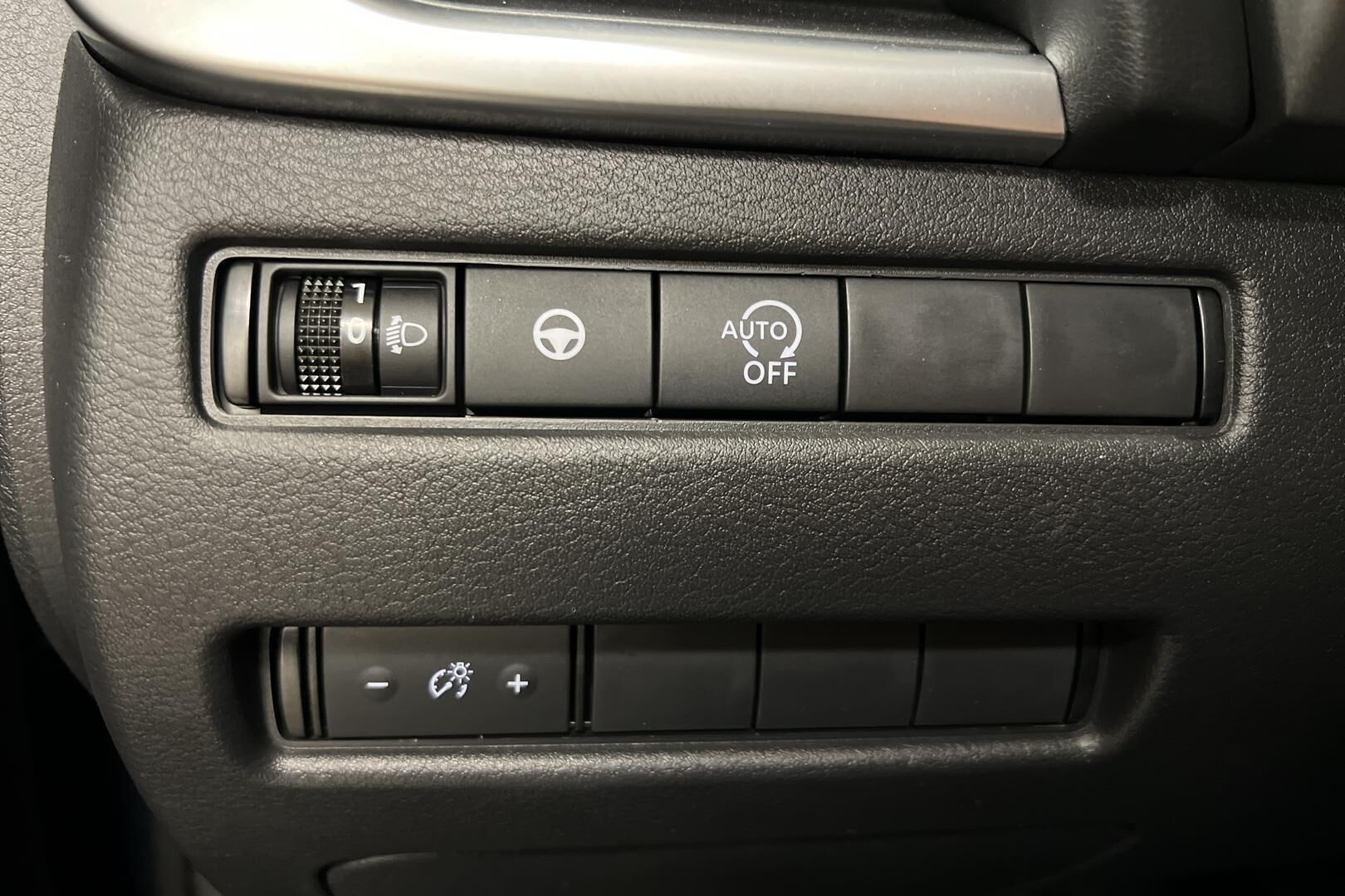 Nissan Qashqai iso kuva 18