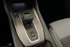 NISSAN QASHQAI esikatselu 12