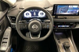 NISSAN QASHQAI esikatselu 13