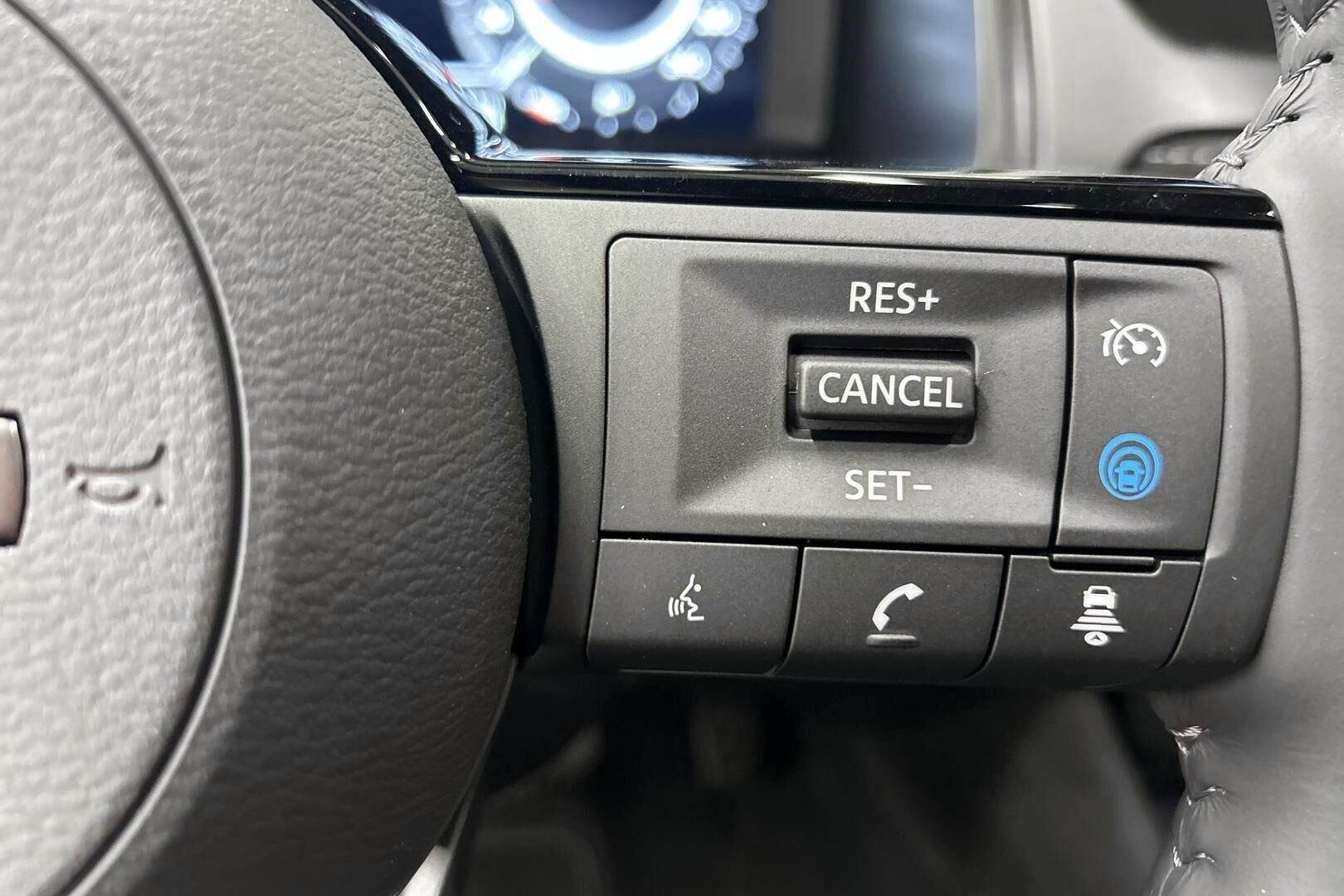Nissan Qashqai iso kuva 18