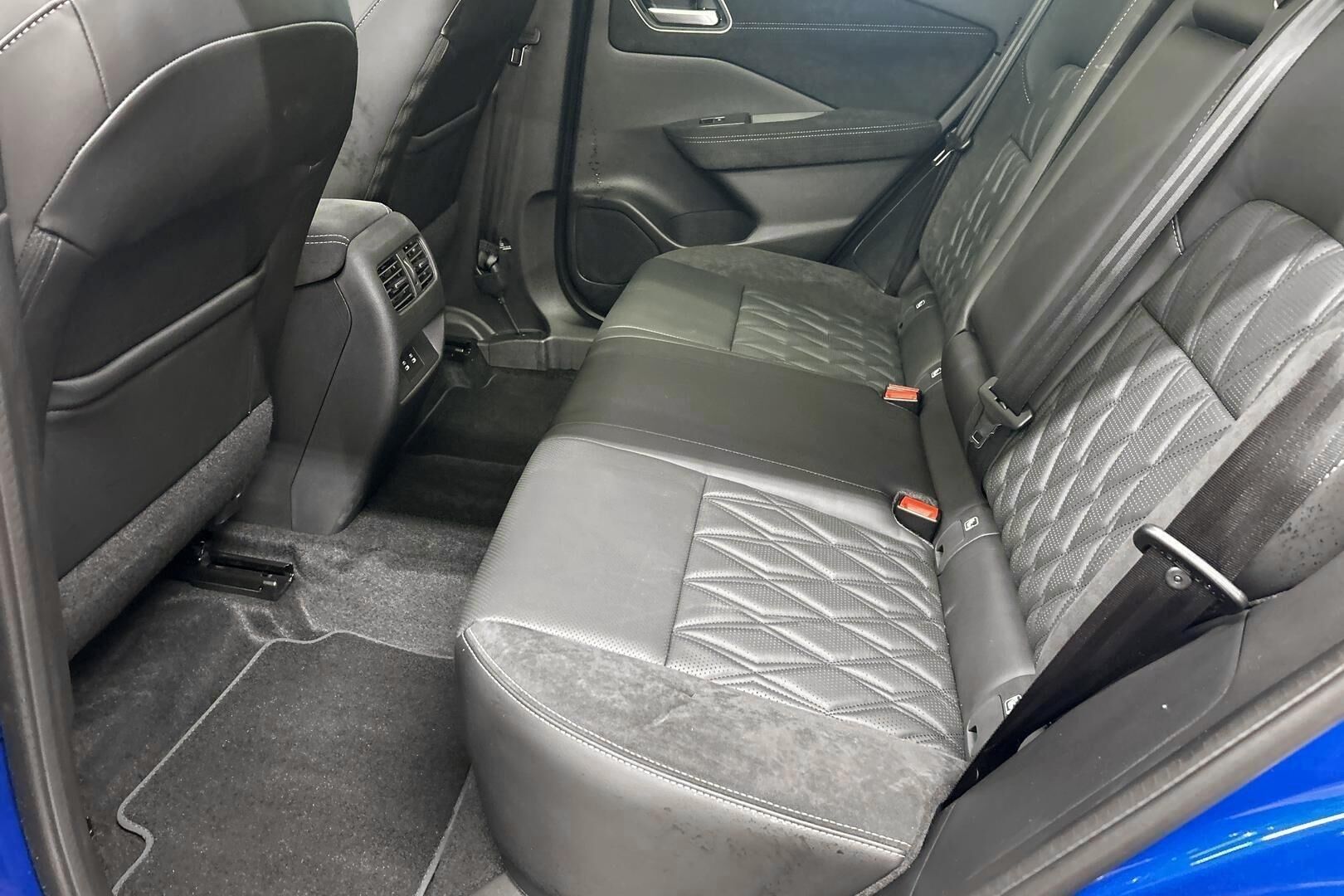 Nissan Qashqai iso kuva 9