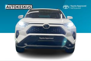 Toyota RAV4 Plug-in esikatselu 1