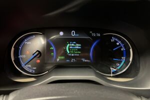 Toyota RAV4 Plug-in esikatselu 13