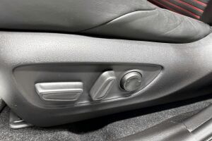 Toyota RAV4 Plug-in esikatselu 20