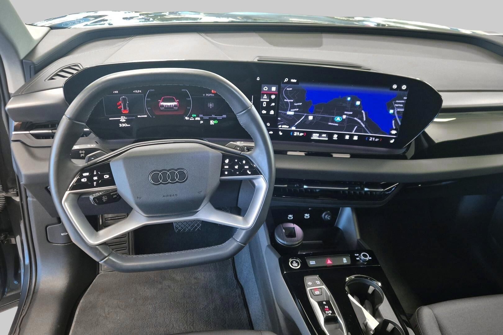 Audi Q6 e-tron iso kuva 16