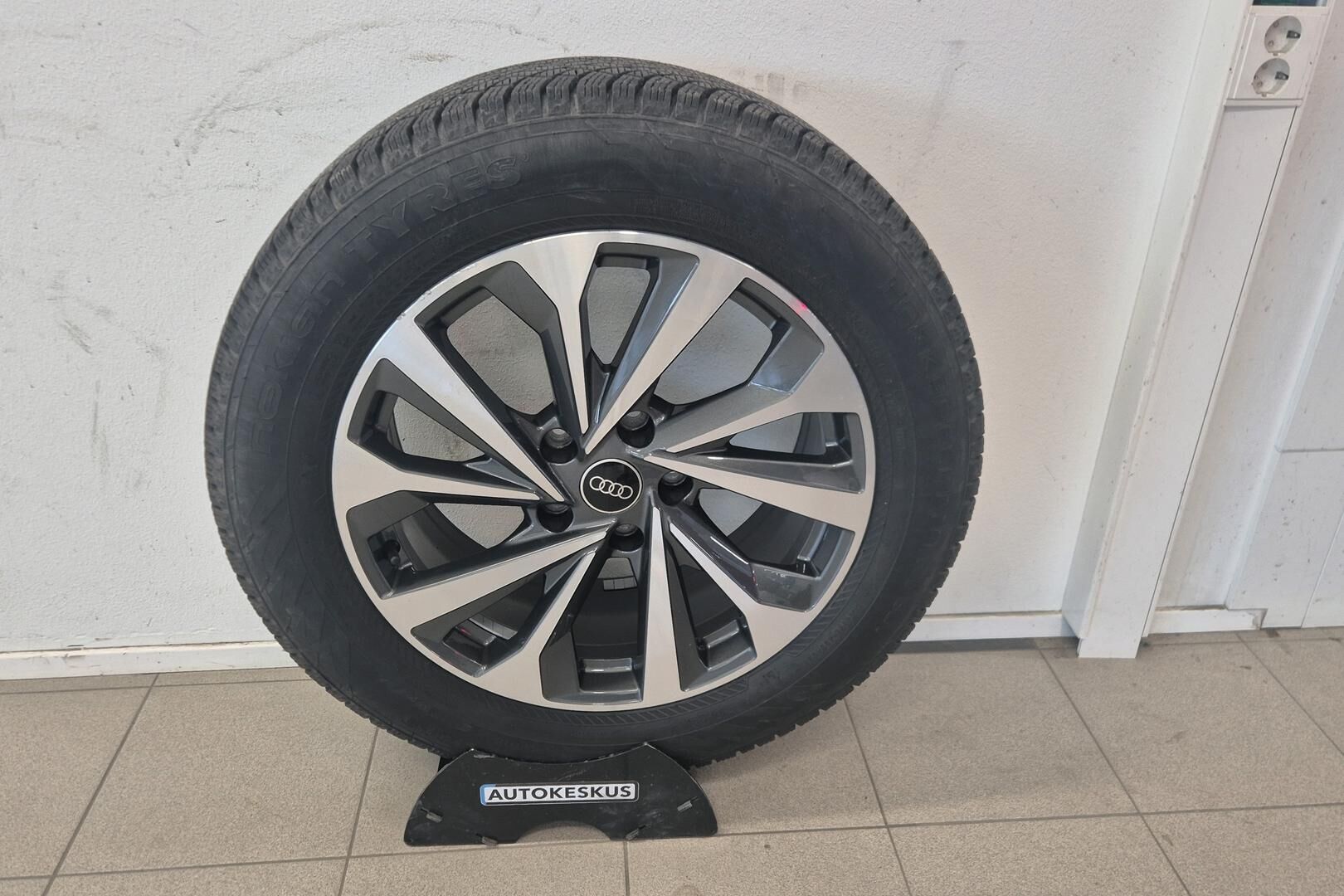 Audi Q6 e-tron iso kuva 22