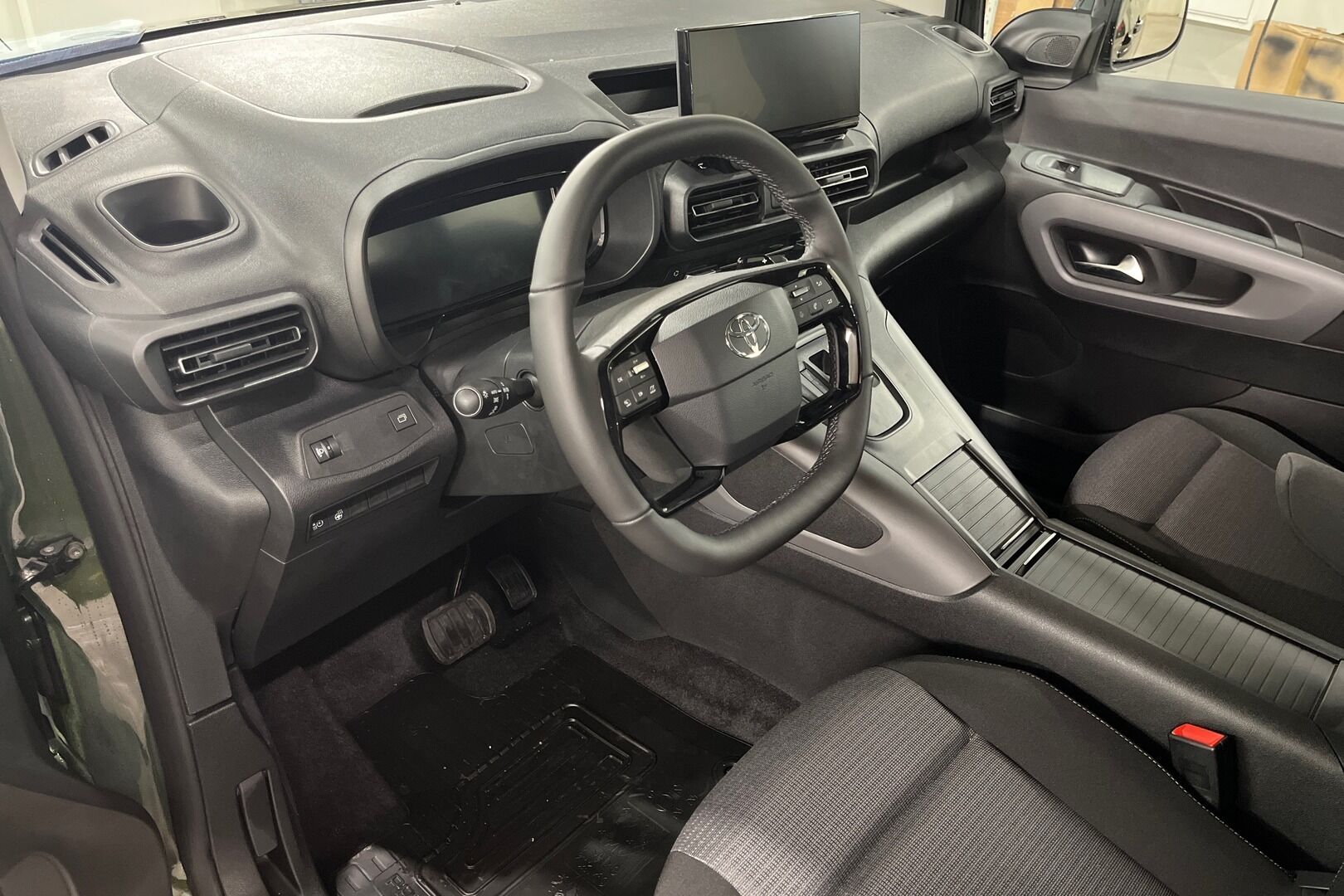 Toyota Proace CITY Verso iso kuva 6