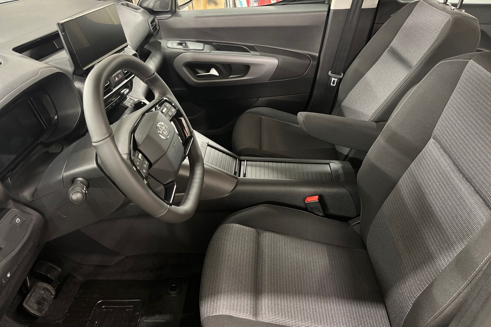 Toyota Proace CITY Verso iso kuva 7