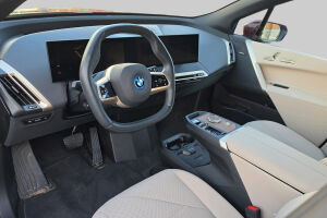 BMW iX esikatselu 1
