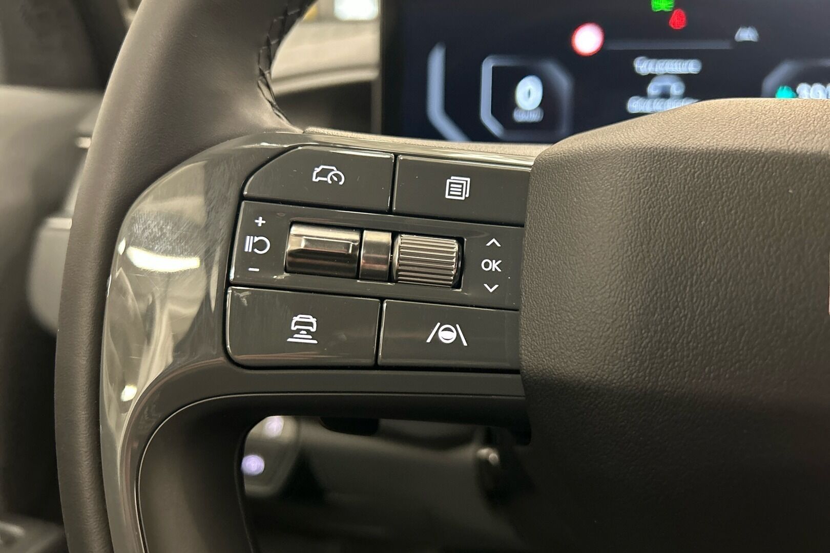 KIA EV9 iso kuva 12