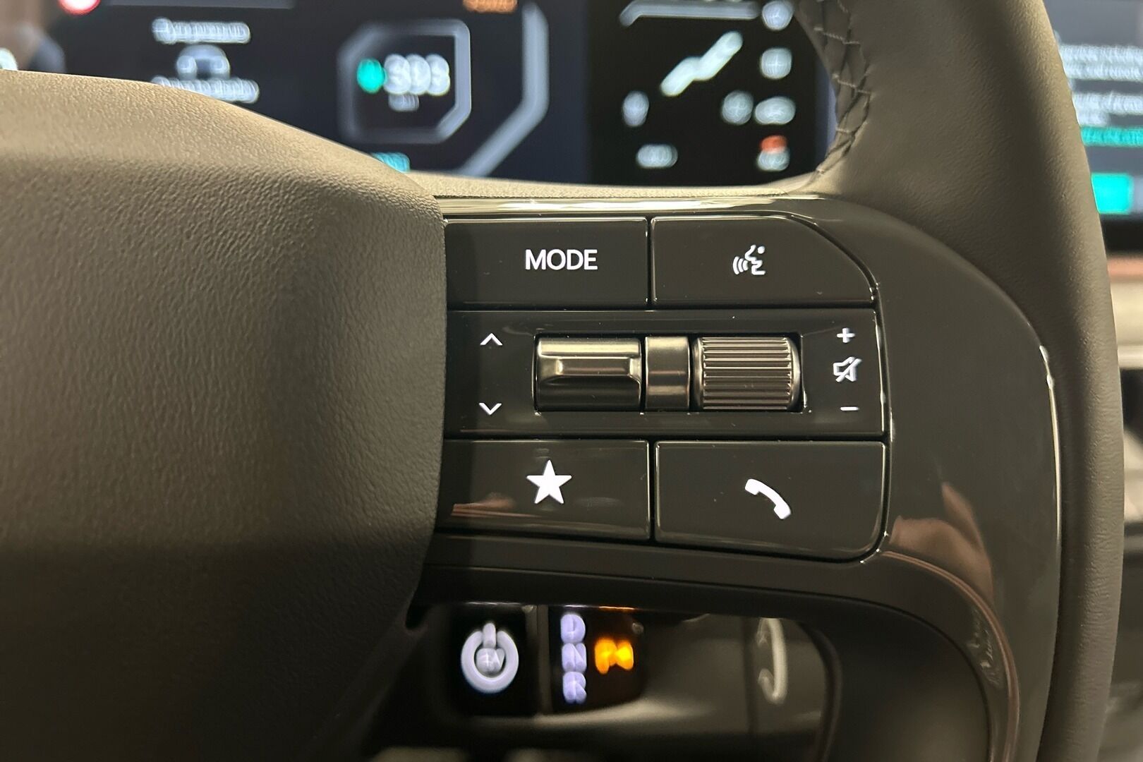 KIA EV9 iso kuva 13
