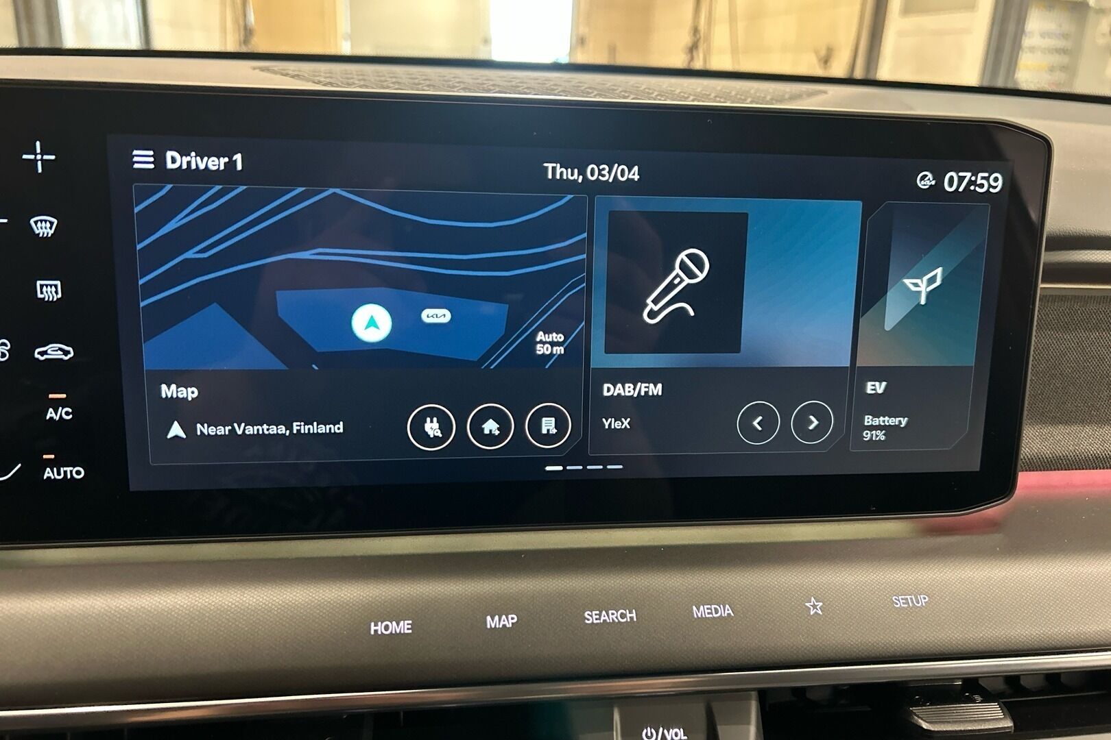 KIA EV9 iso kuva 14