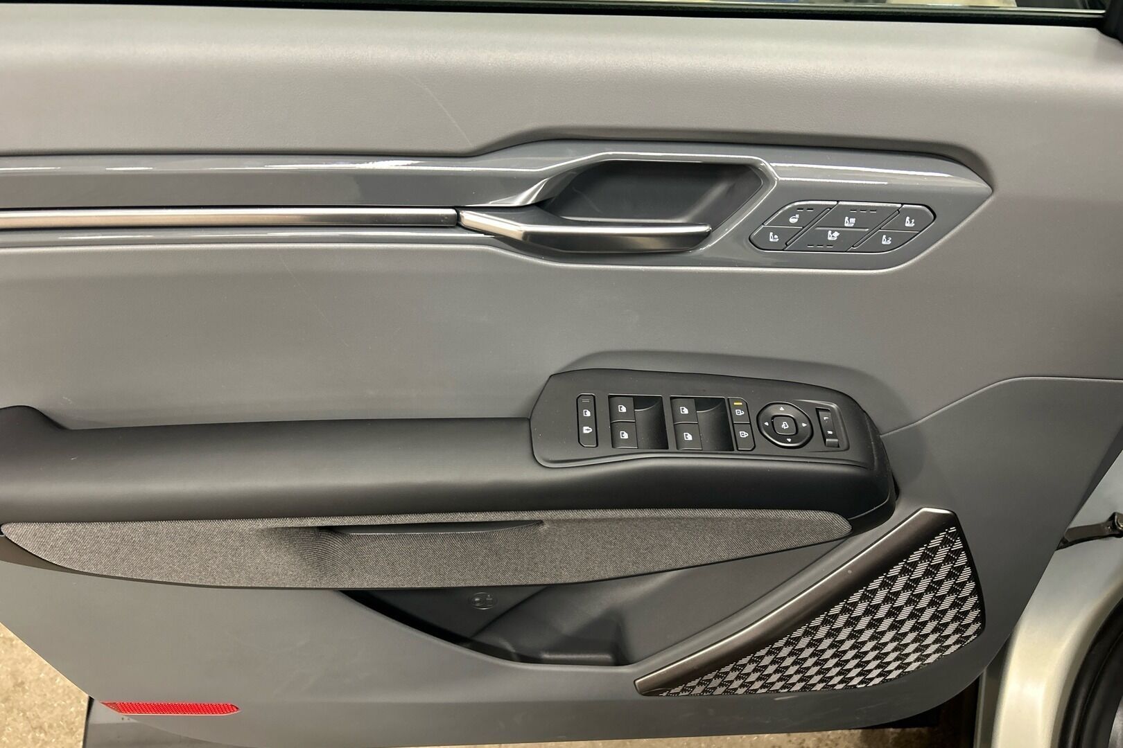 KIA EV9 iso kuva 24