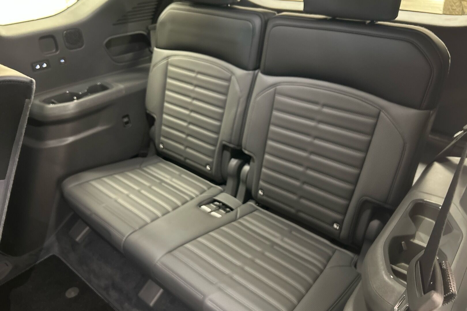 KIA EV9 iso kuva 27