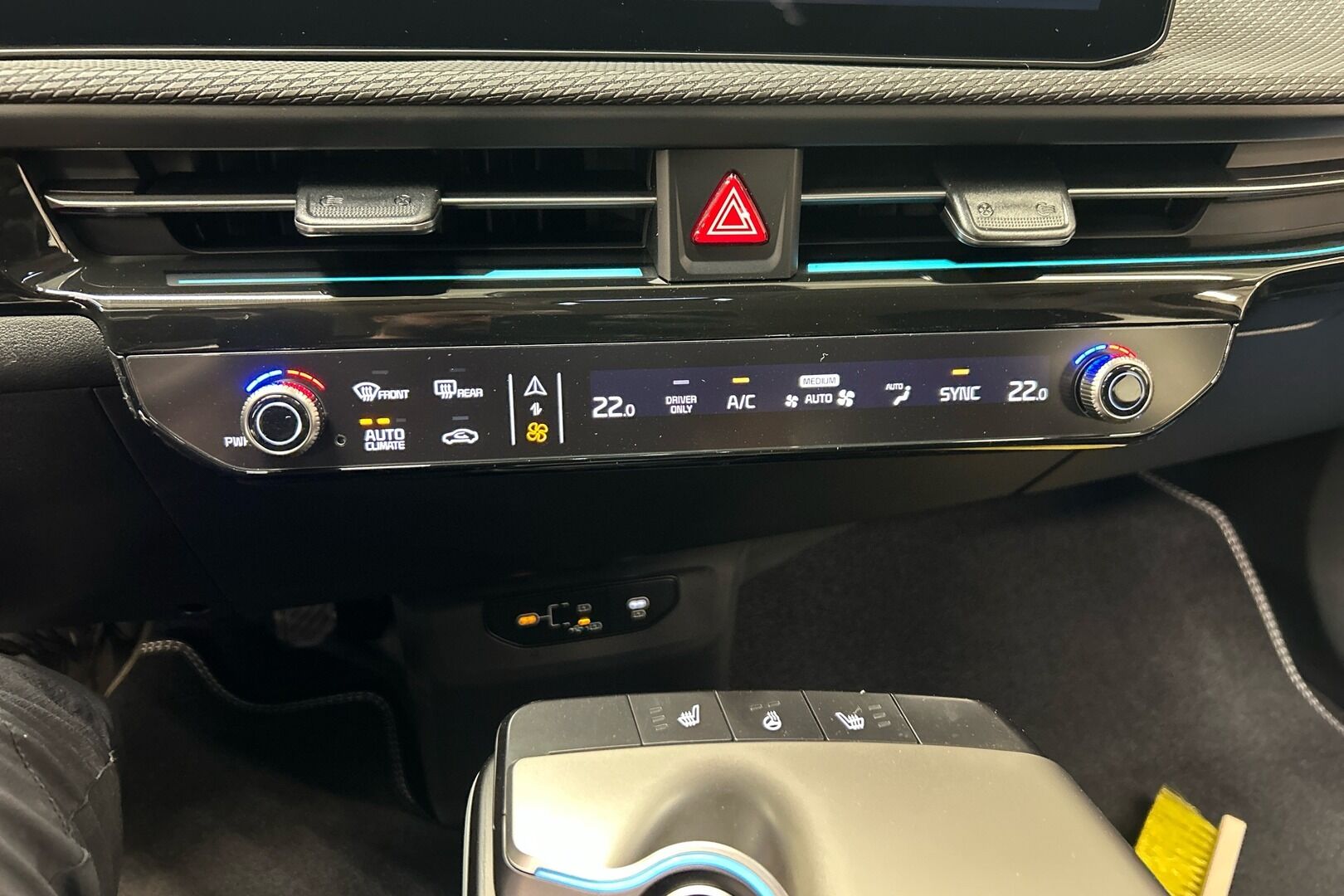 KIA EV6 iso kuva 14