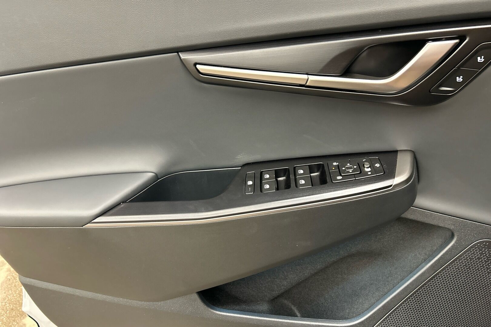 KIA EV6 iso kuva 21